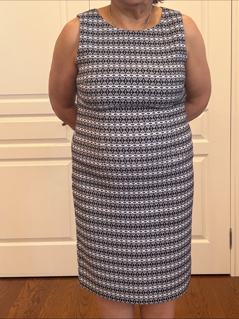 Mario Serrani Black and White Sleeveless Sheath Midi Dress